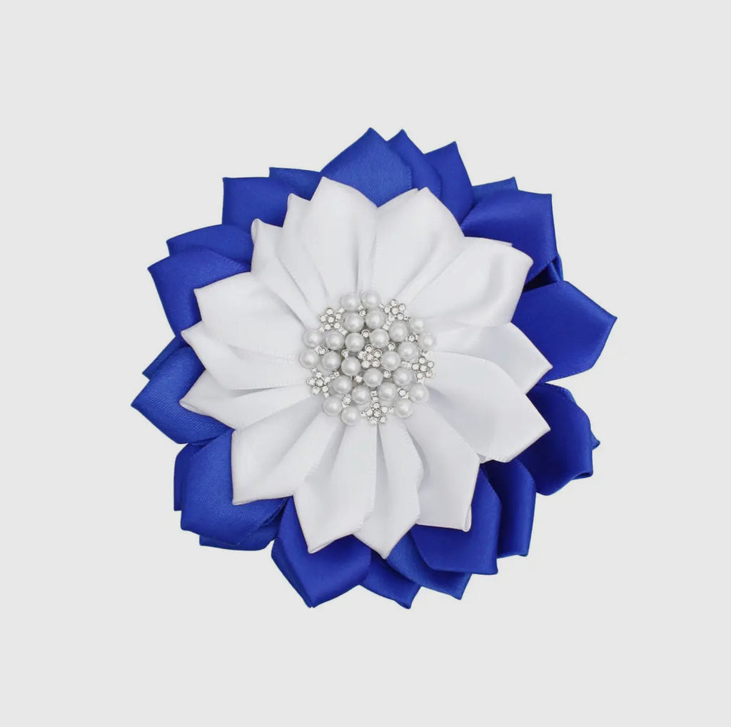 Flower Pearl Brooch Pin